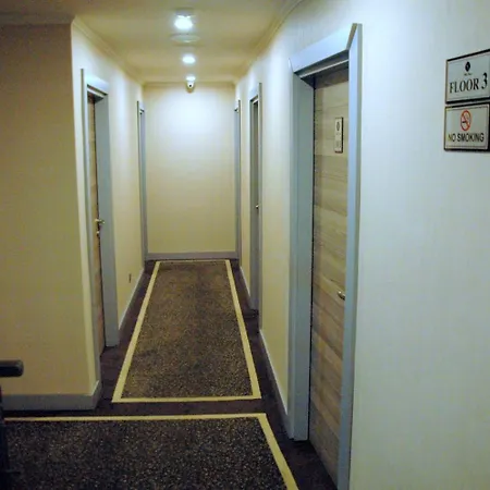 Sinem & Old Hotel Istambul