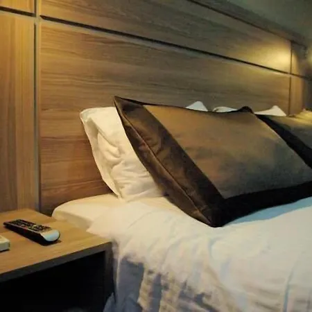 Sinem & Old Istambul