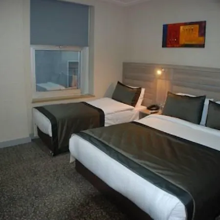 Hotel Sinem & Old 3*