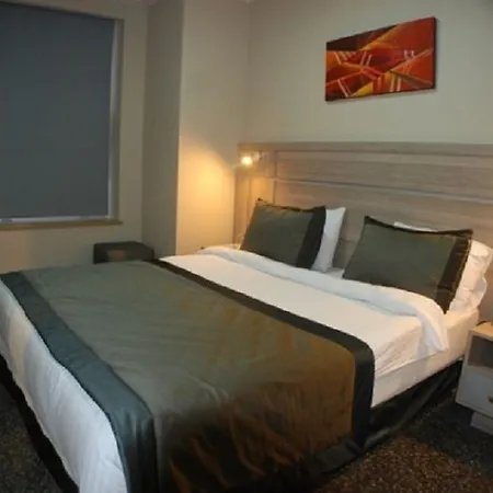 Sinem & Old Hotel Istambul