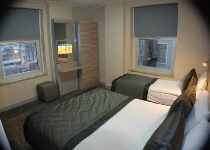 Sinem & Old Стамбул