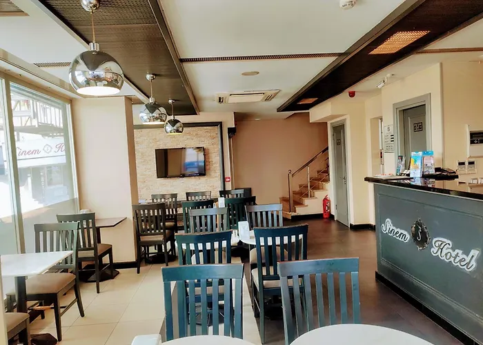 Sinem & Old Istanbul